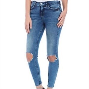Free People Medium Blue Ripped Knee Skinny Jeans